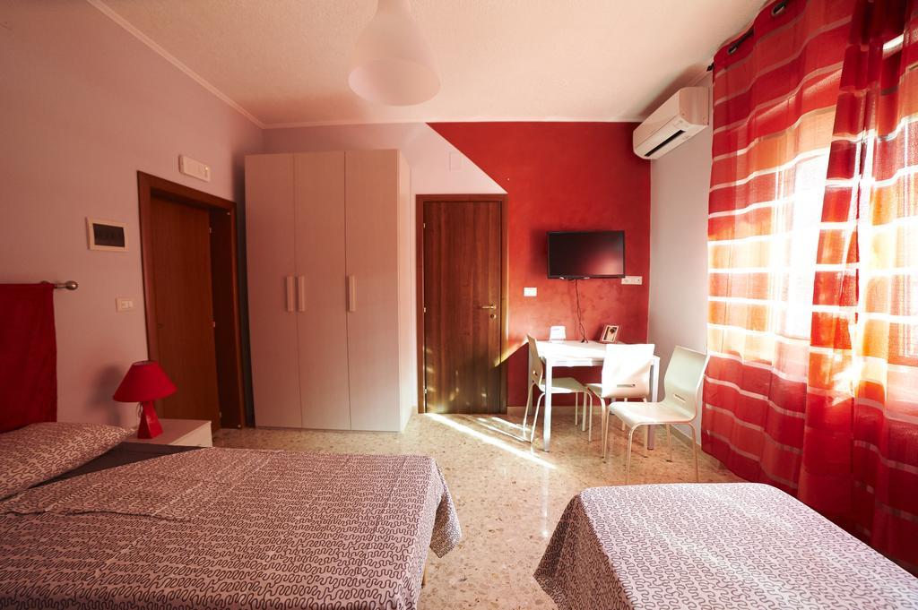 Villa Elena Montesilvano Marina Екстериор снимка